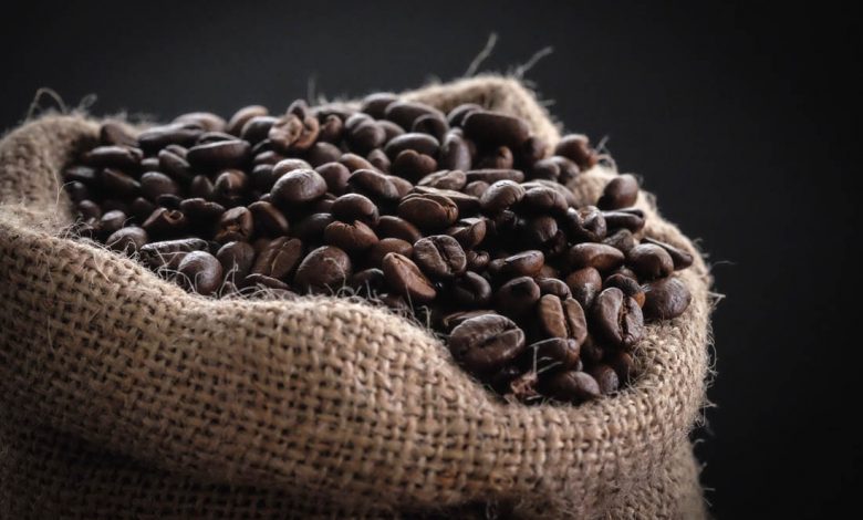 praženie a množstvo kofeínu v káve