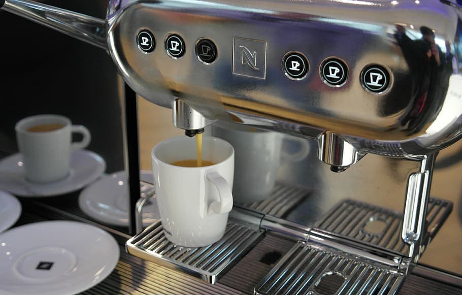 Nespresso kávovar