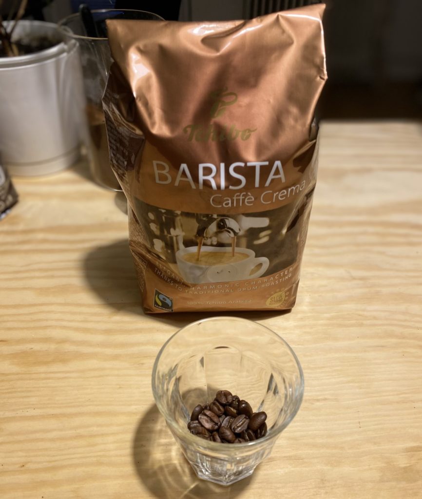 Tchibo Barista Caffé Crema zrná