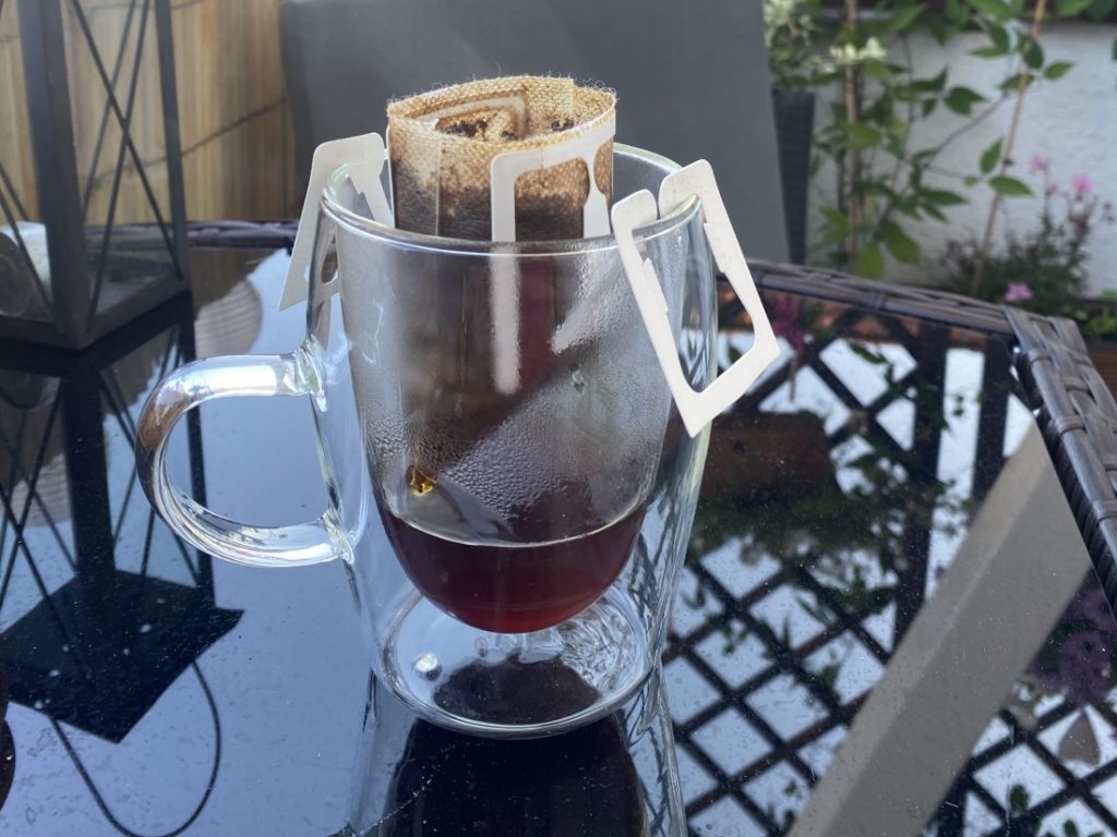 Sydrip - extrakcia kávy v pohári