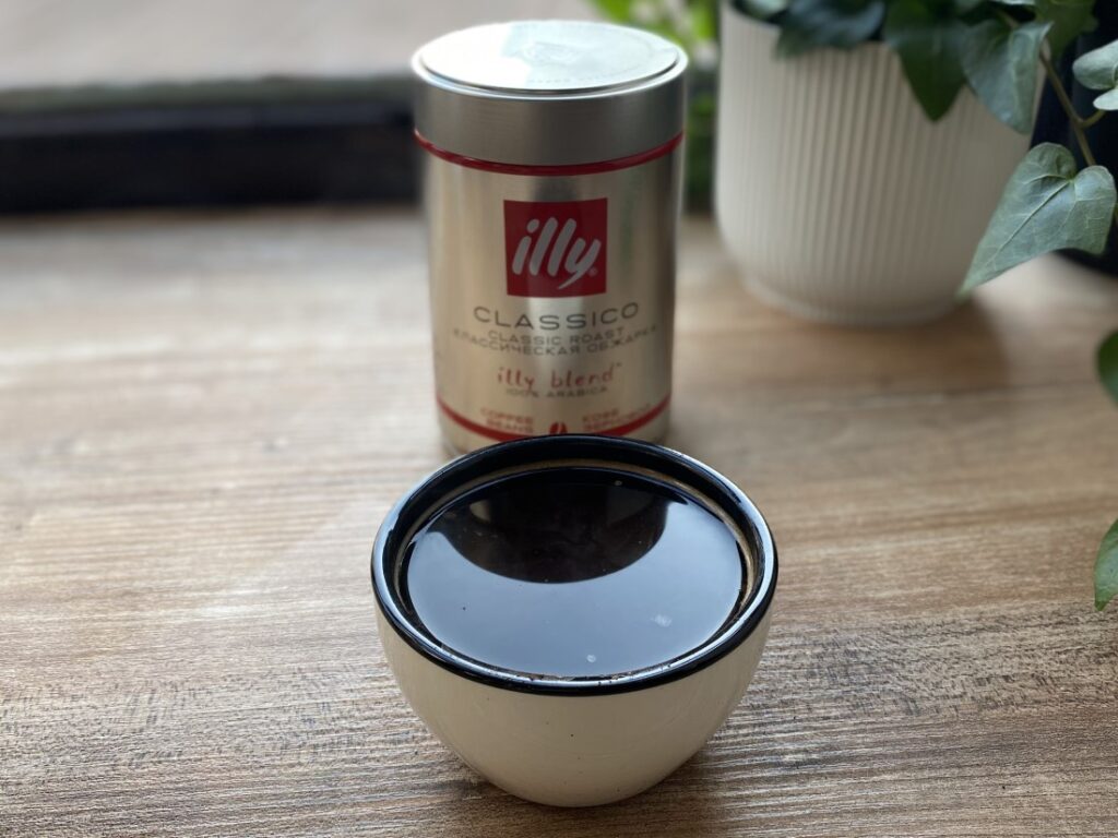 Illy Classico - cupping