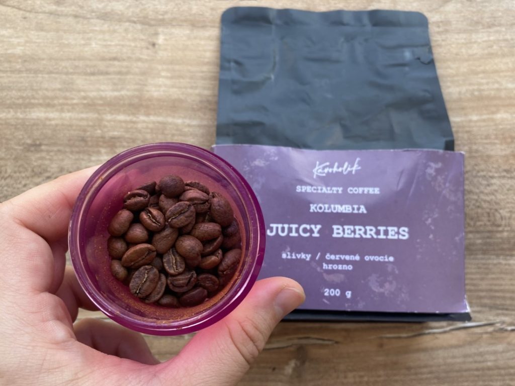 Kolumbia Juicy Berries - Kávoholik - zrná