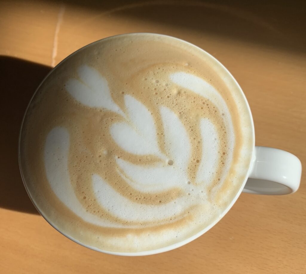 Niko Staš - latte art - cappuccino