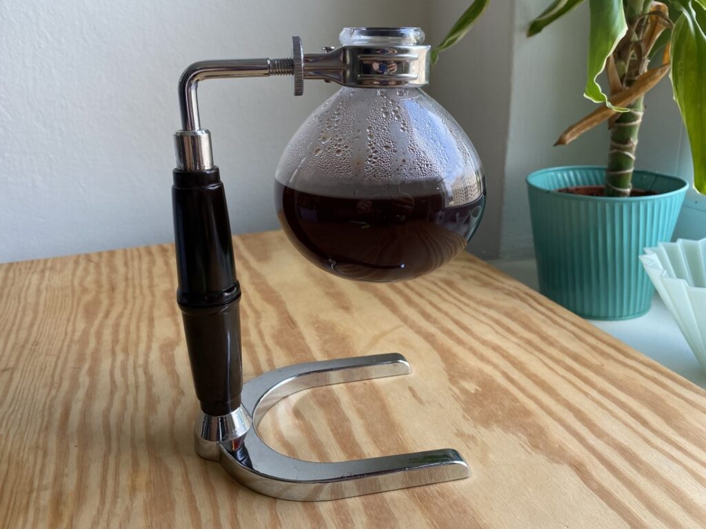vacuum pot - hotová káva