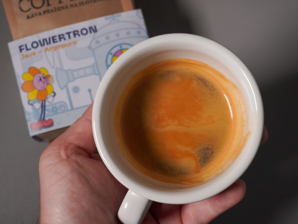 Jáva Flowertron od Coffeeinu - espresso