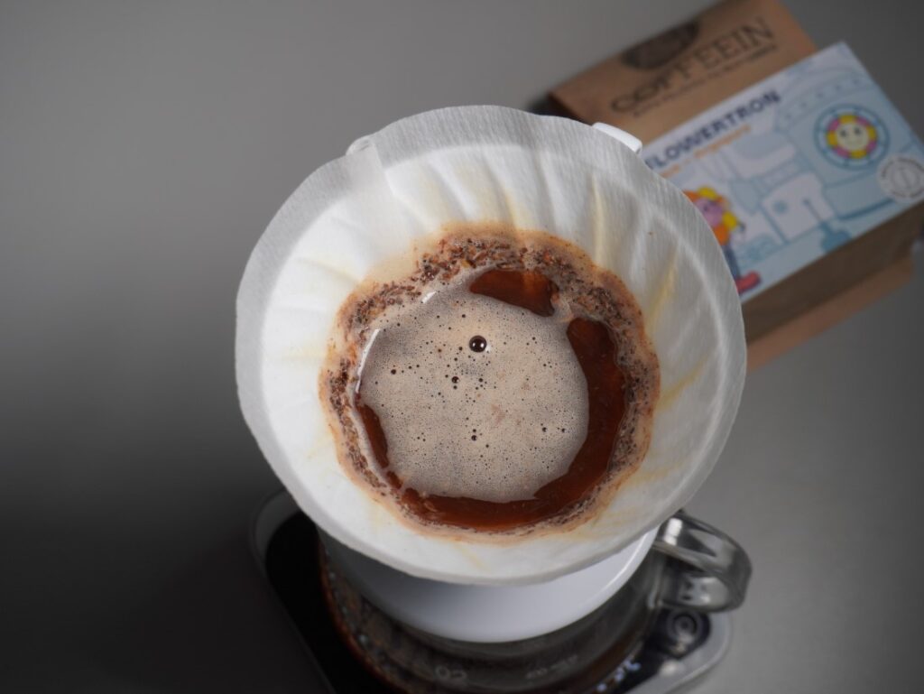 Jáva Flowertron od Coffeeinu - príprava filtrovanej kávy
