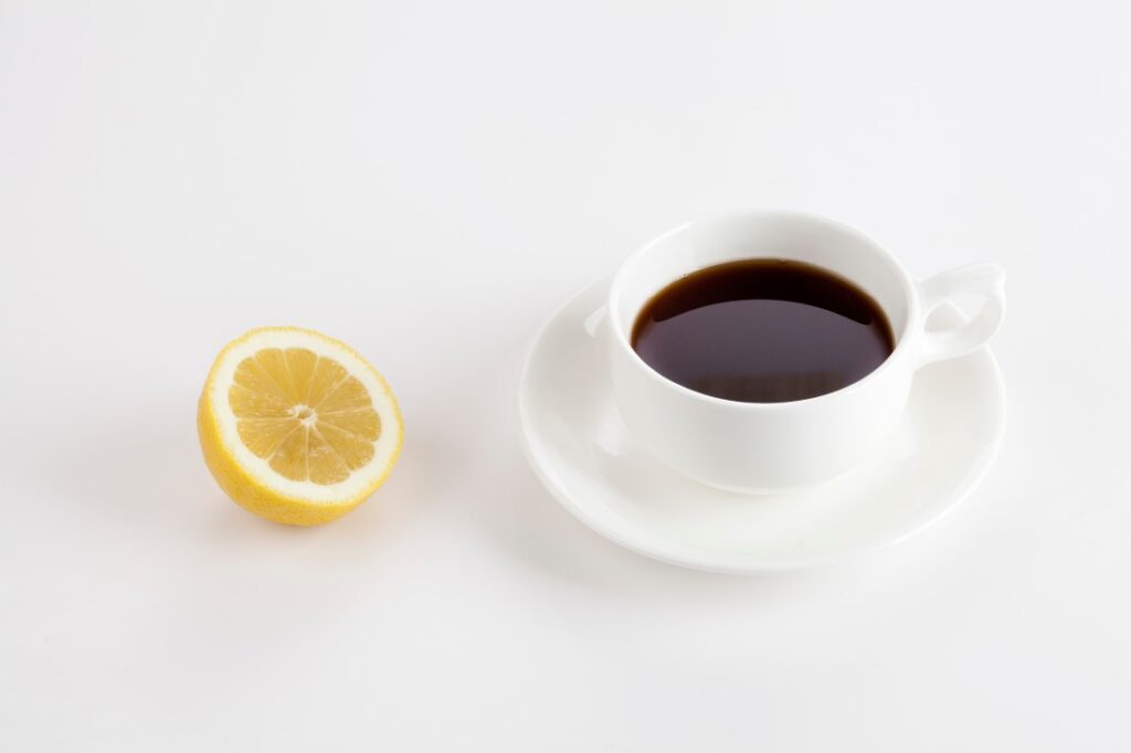 káva s citrónom na chudnutie