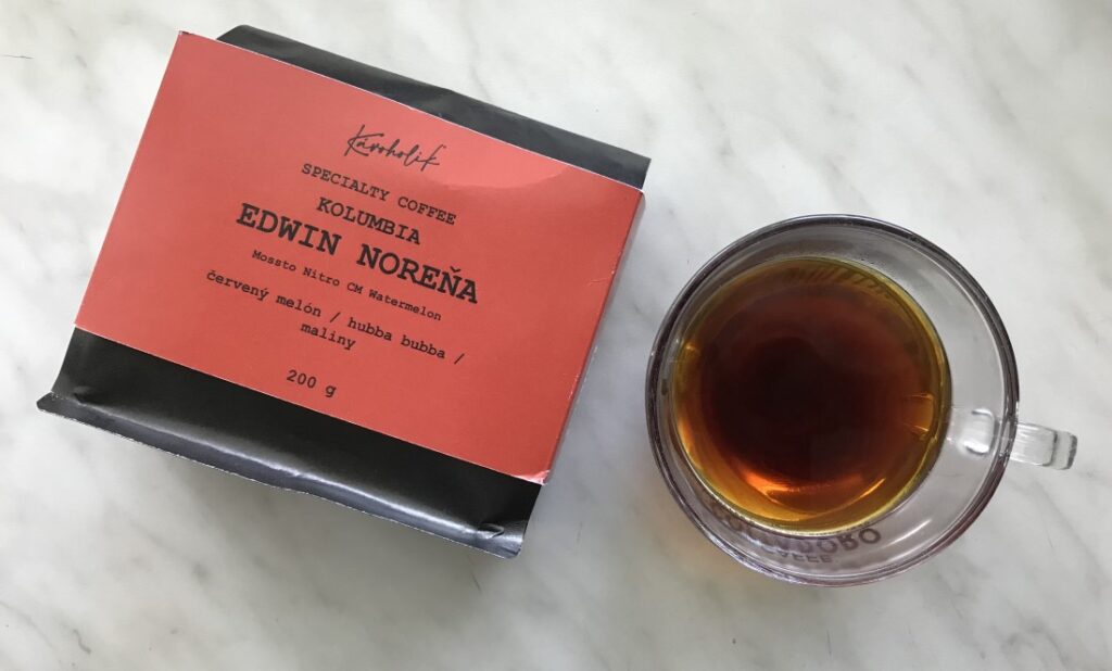 recenzia Kávoholik Edwin Norena červený melón - filtrovaná káva