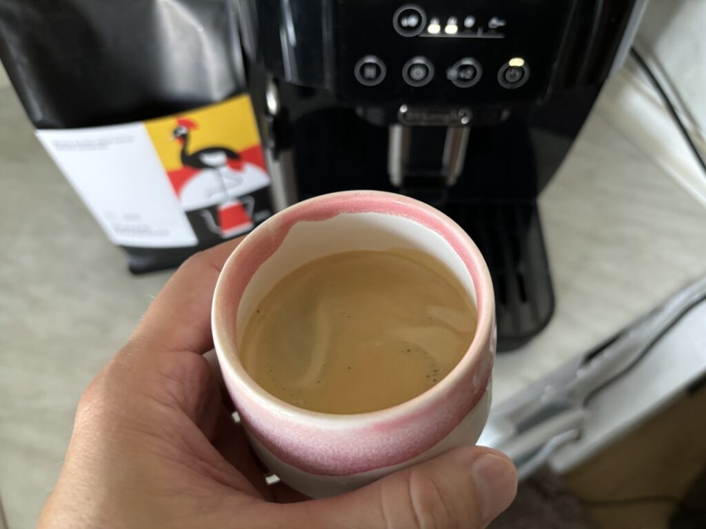 espresso z kávy Uganda Nyakshenyi od AlterNativ