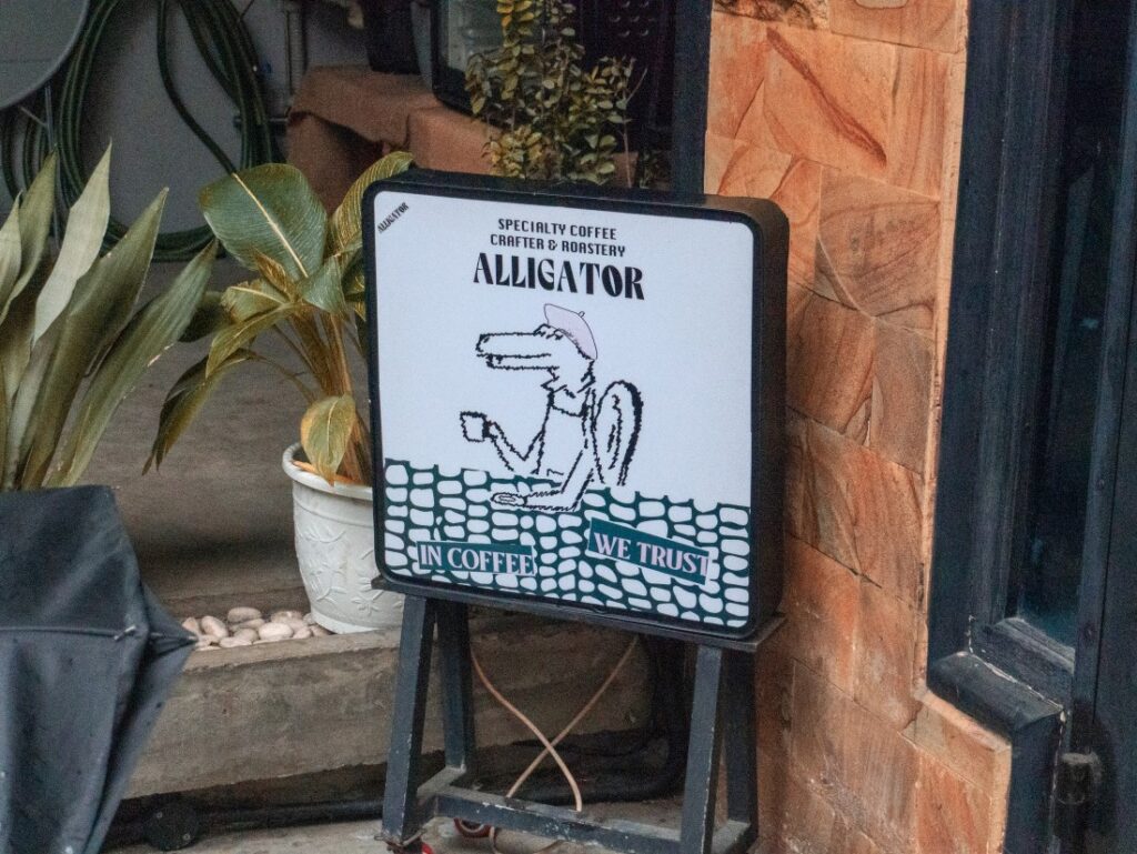 kaviareň a pražiareň Alligator