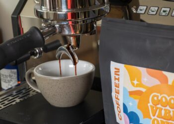 Good Vibes Only od Coffeeinu - príprava espressa