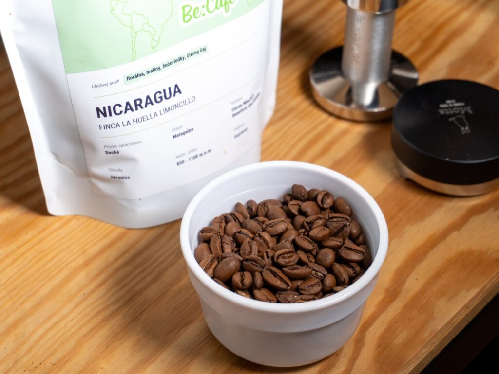 Nicaragua Finca la Huella Limoncillo od BeCafé - zrno