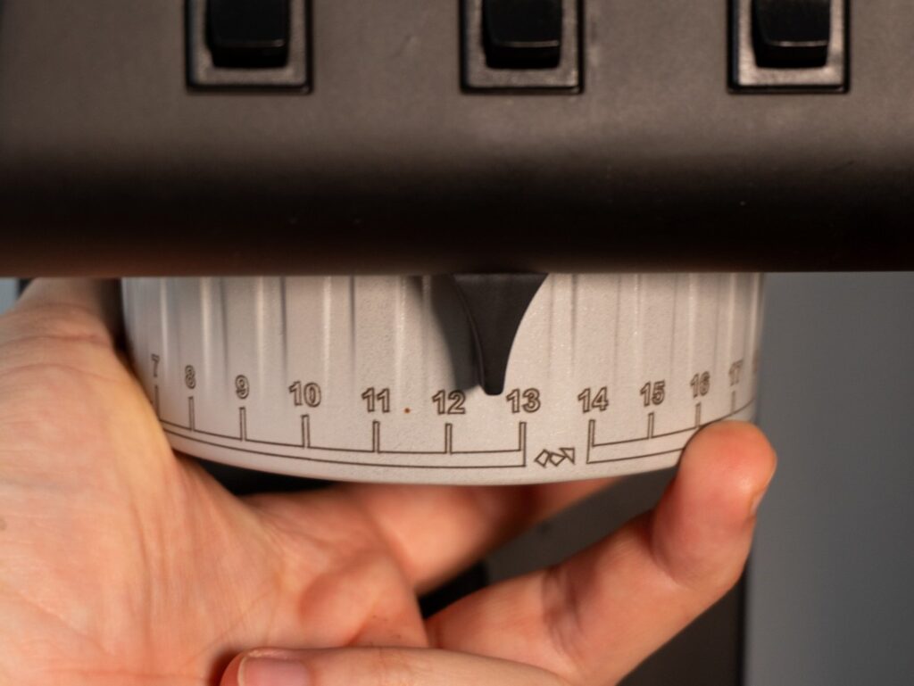 La Marzocco Pico - nastavovanie hrúbky mletia