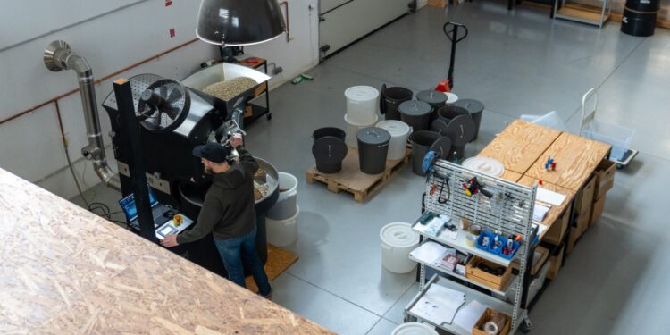 Triple Five Coffee - priestory na Turbínovej