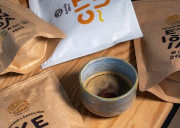 balíček ovocných káv z Afriky