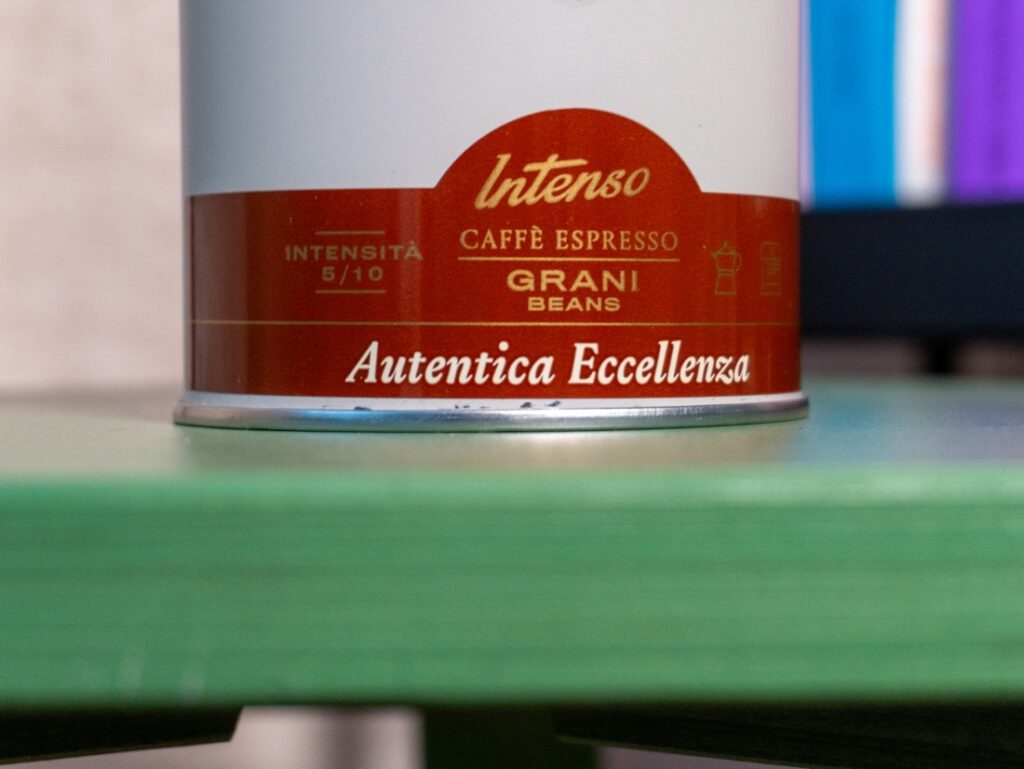 Caffé Molinari Intenso - detail obalu