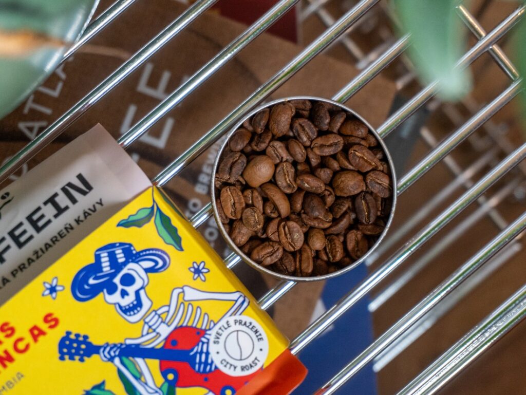 Colombia Penas Blancas od COFFEEIN - svetlé praženie - zrno