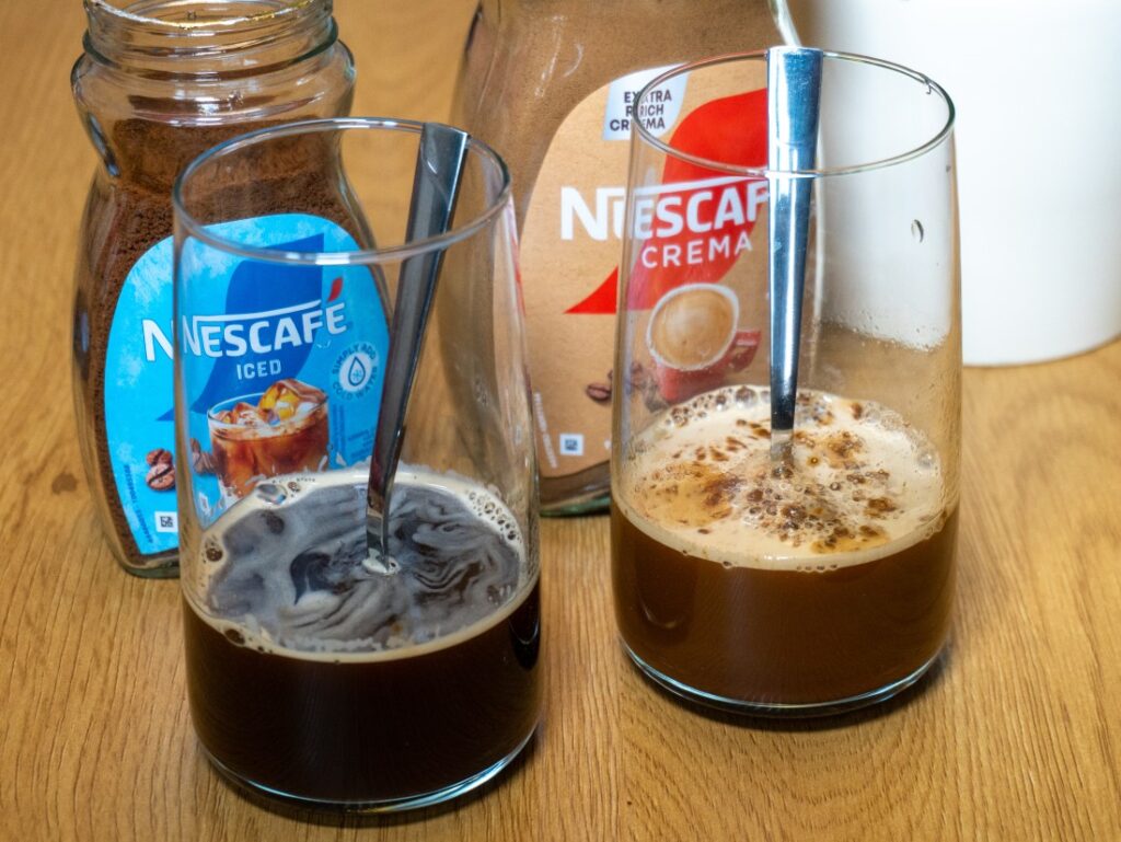 Nescafé Iced a Nescafé Crema - hotové nápoje