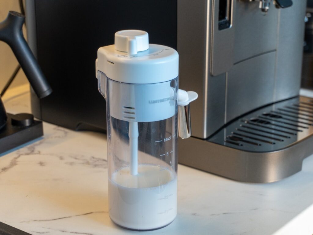 systém LatteCrema Cool od DeLonghi