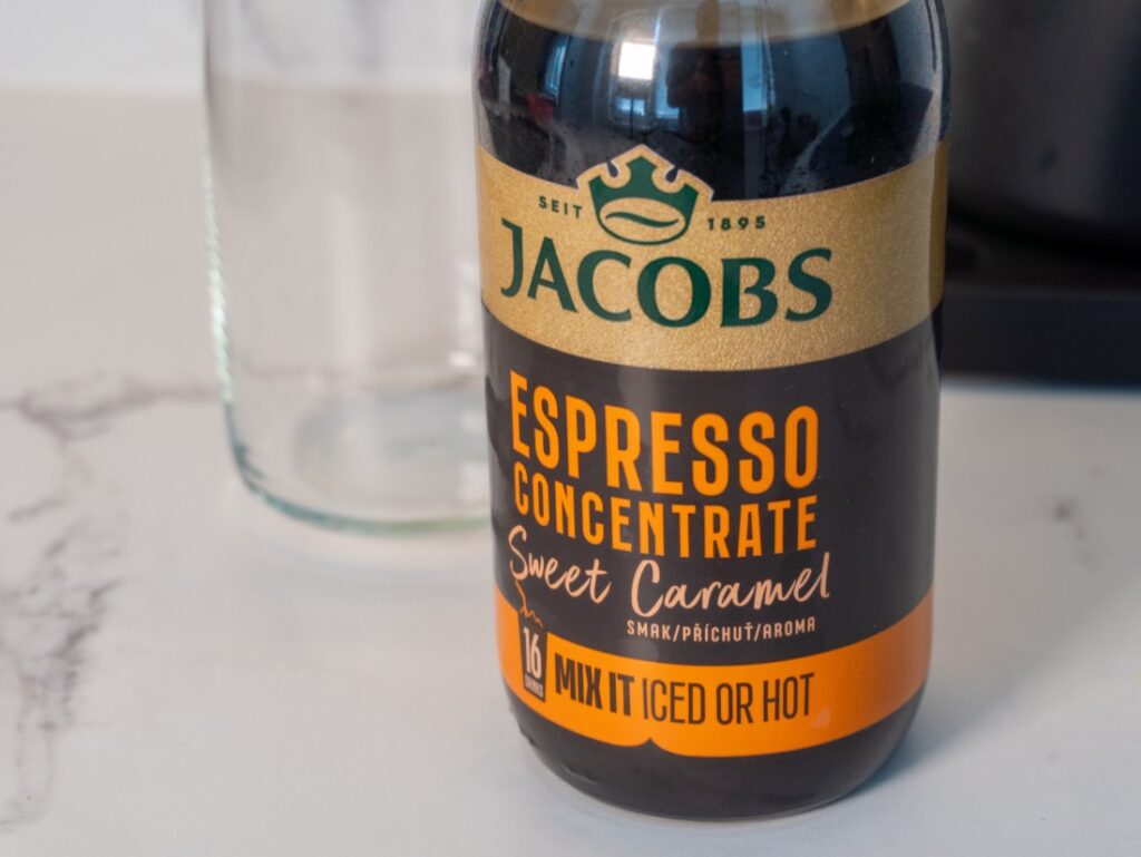 Jacobs Espresso Concentrate - fľaša spredu
