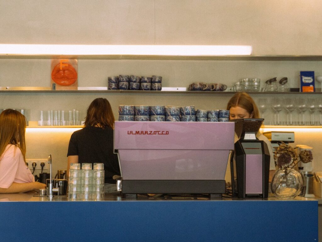 Jovipoint - kávovar La Marzocco