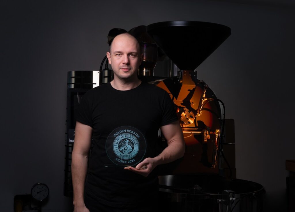 Peter Szabó ako víťaz Slovak Roasting Masters