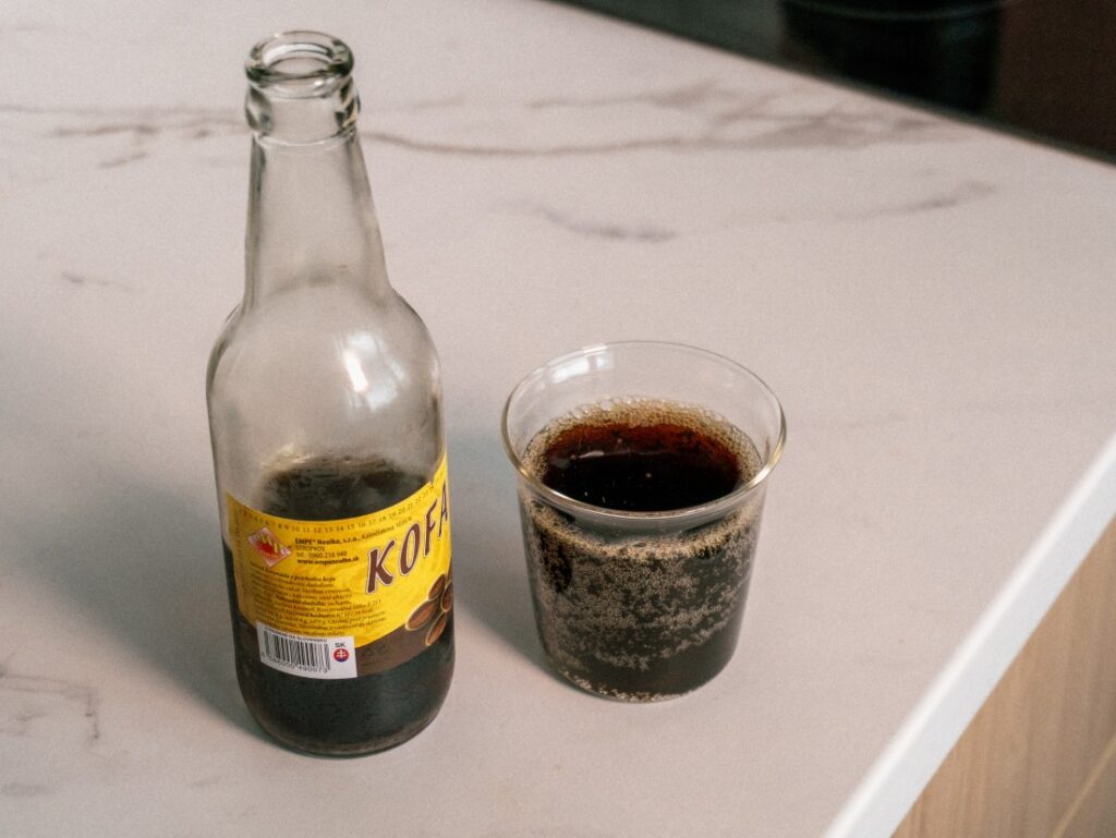 Empe limonáda Kofa - test