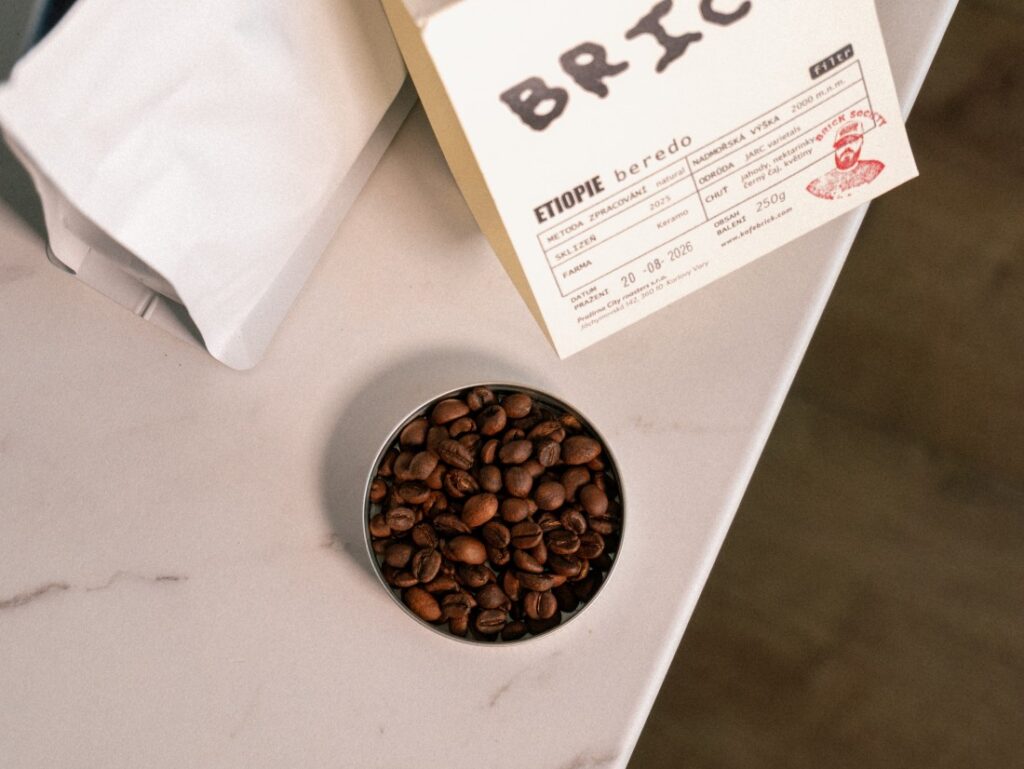 raper Karlo - Kafe Brick - Etiópia Beredo - zrno
