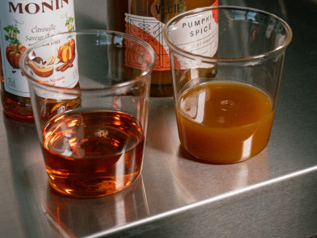 Pumpkin Spice sirupy - Monin a Vlčie - konzistencia